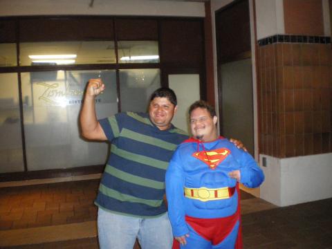 Jorge Campos and Superman 10-31-2009