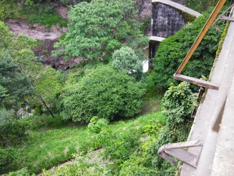 Looking at the Overflow River for the Cashi Damn, Cashi, Costa Rica.