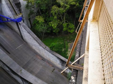 Here is a closer look at the Cashi Damn, Cashi, Costa Rica looking over the bridge.