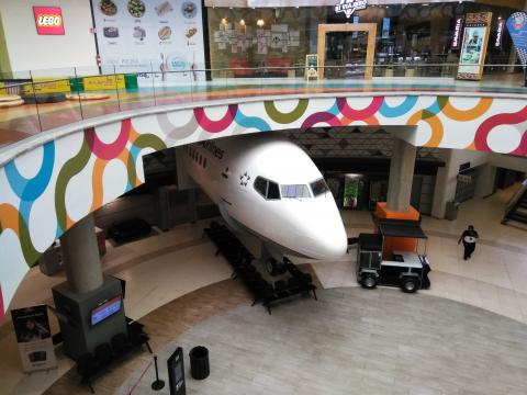 Mall Oxigeno 2nd Floor Looking Down on the Airplane