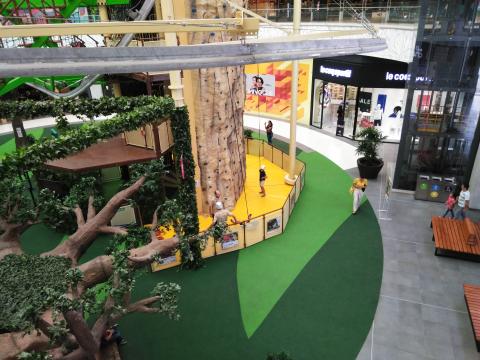 Mall Oxigeno 3rd Floor Rock Climb and Swings